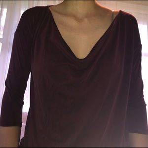 3/4 sleeve maroon shirt